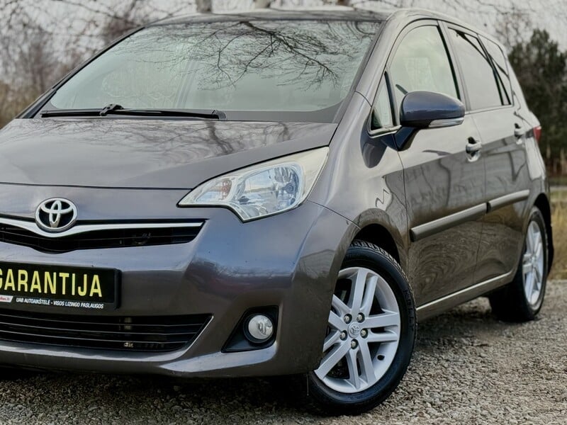 Nuotrauka 16 - Toyota Verso-S II 2011 m