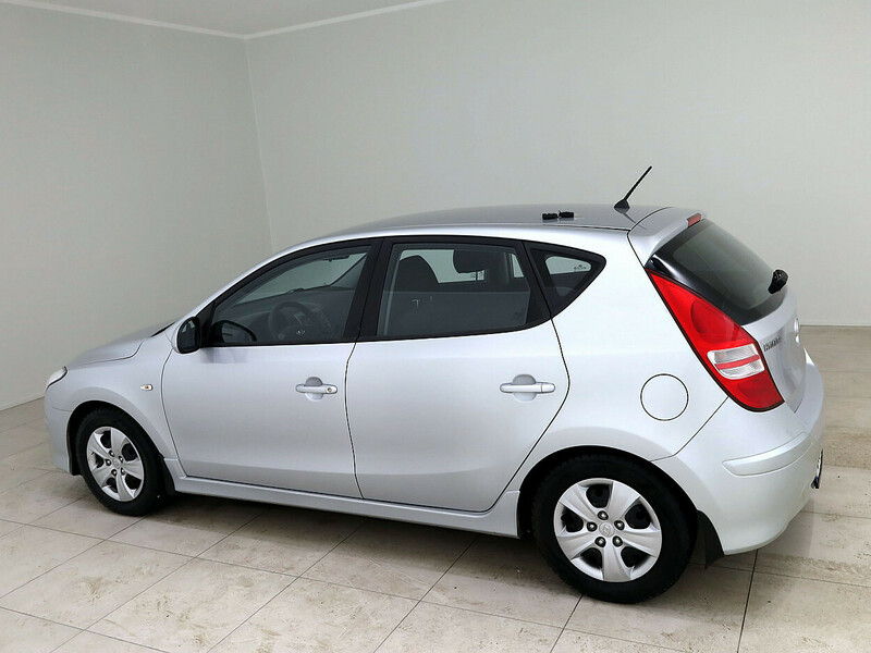 Photo 4 - Hyundai i30 2010 y Hatchback