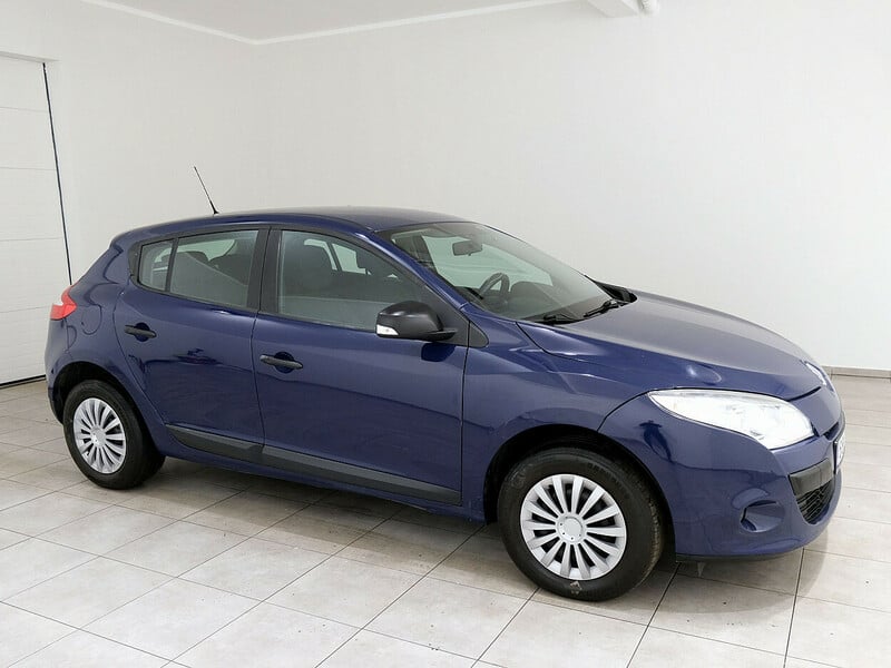 Фотография 1 - Renault Megane 2011 г Хэтчбек