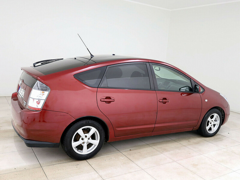 Фотография 3 - Toyota Prius 2004 г Хэтчбек