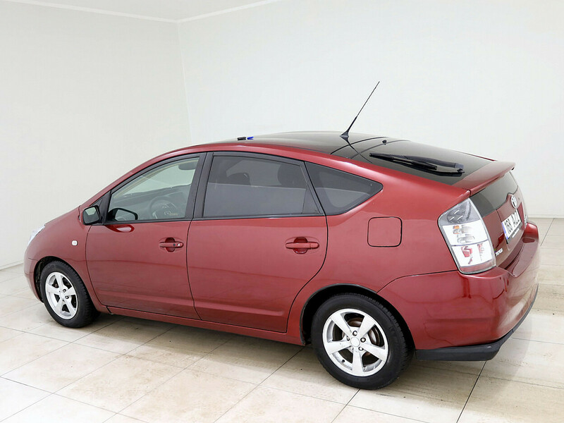 Фотография 4 - Toyota Prius 2004 г Хэтчбек