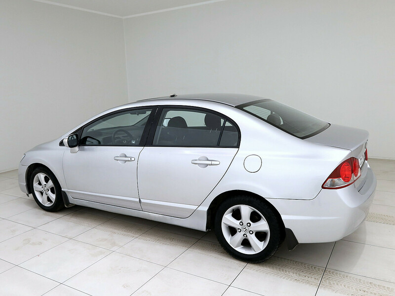 Photo 4 - Honda Civic 2007 y Sedan