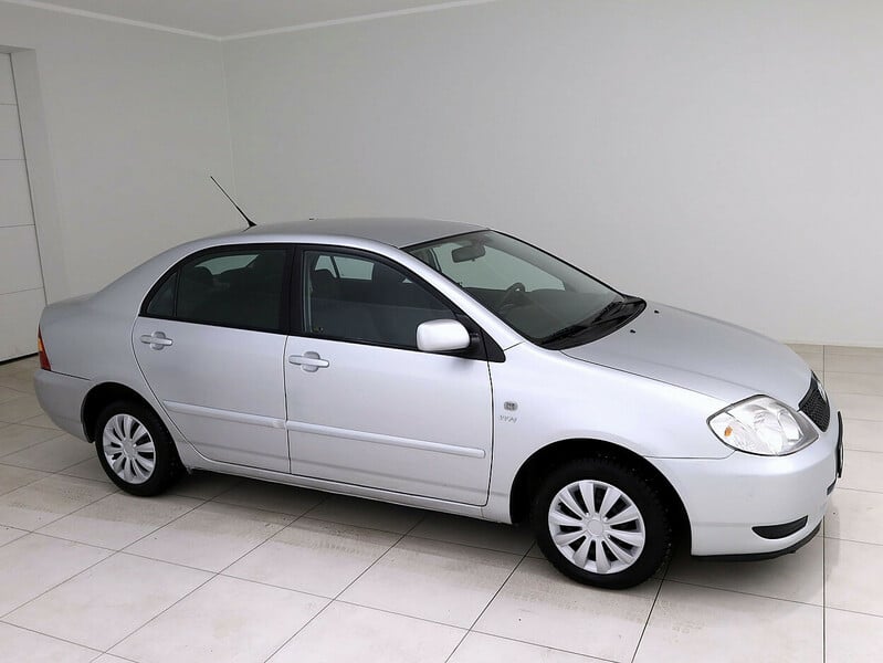 Nuotrauka 1 - Toyota Corolla 2004 m Sedanas