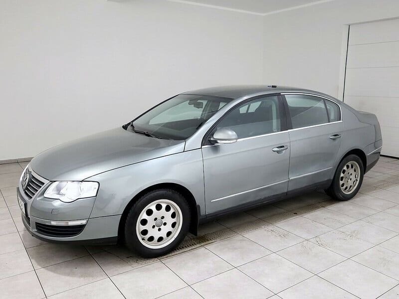 Photo 2 - Volkswagen Passat 2006 y Sedan