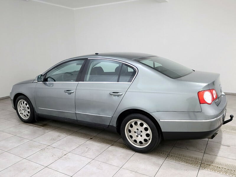 Photo 4 - Volkswagen Passat 2006 y Sedan