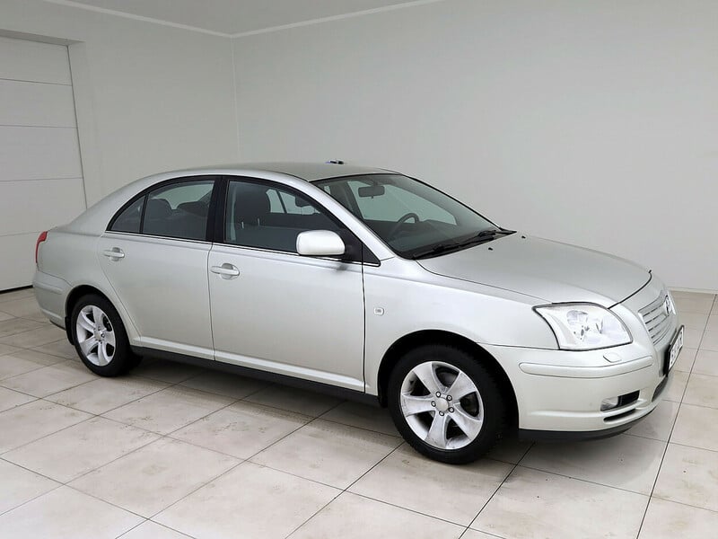 Nuotrauka 1 - Toyota Avensis 2005 m Hečbekas