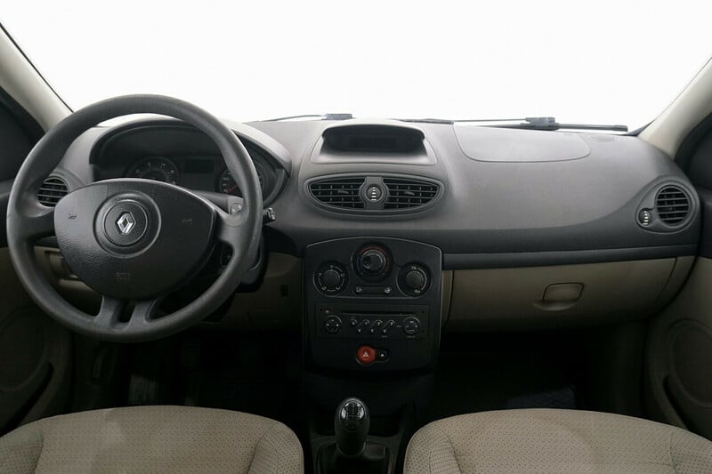 Фотография 5 - Renault Clio 2006 г Хэтчбек