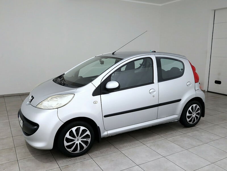 Photo 2 - Peugeot 107 2006 y Hatchback