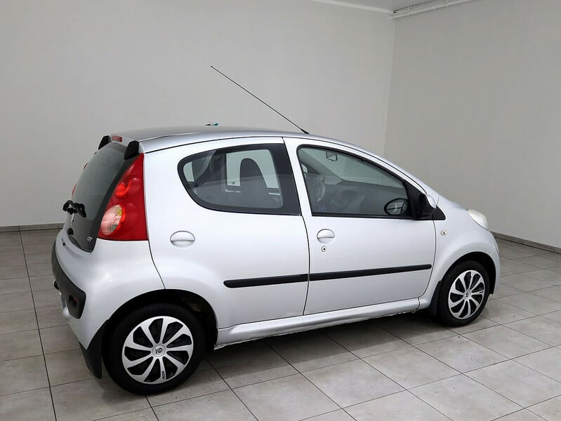 Photo 3 - Peugeot 107 2006 y Hatchback