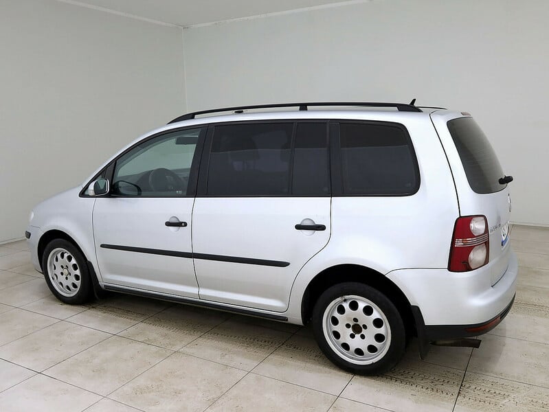 Photo 4 - Volkswagen Touran 2009 y Van