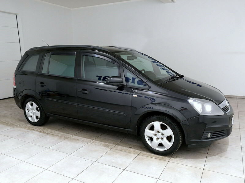 Photo 1 - Opel Zafira 2005 y Van