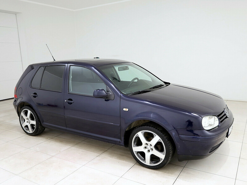 Фотография 1 - Volkswagen Golf 1998 г Хэтчбек