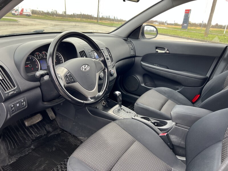 Photo 9 - Hyundai i30 I 2008 y