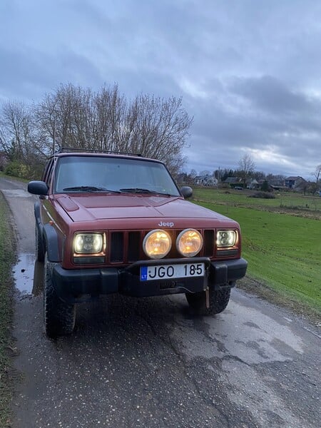 Photo 1 - Jeep Cherokee 1999 y Off-road / Crossover