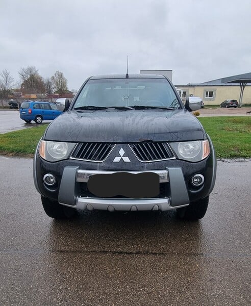 Photo 1 - Mitsubishi L200 2008 y Pickup