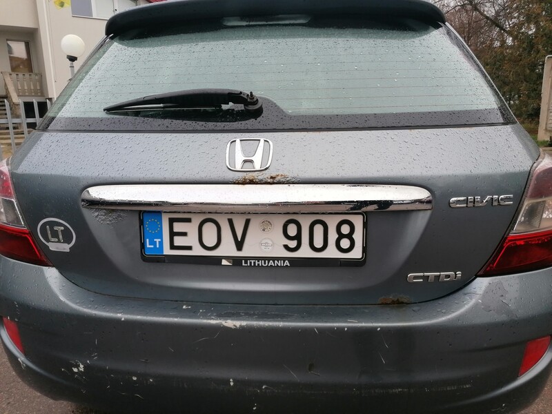 Фотография 10 - Honda Civic 2004 г Хэтчбек