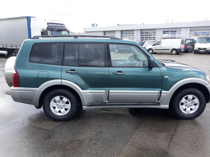 Photo 5 - Mitsubishi Pajero Elegance 2004 y