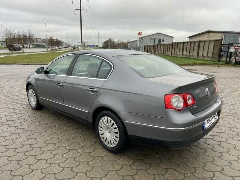 Photo 12 - Volkswagen Passat 2006 y Sedan