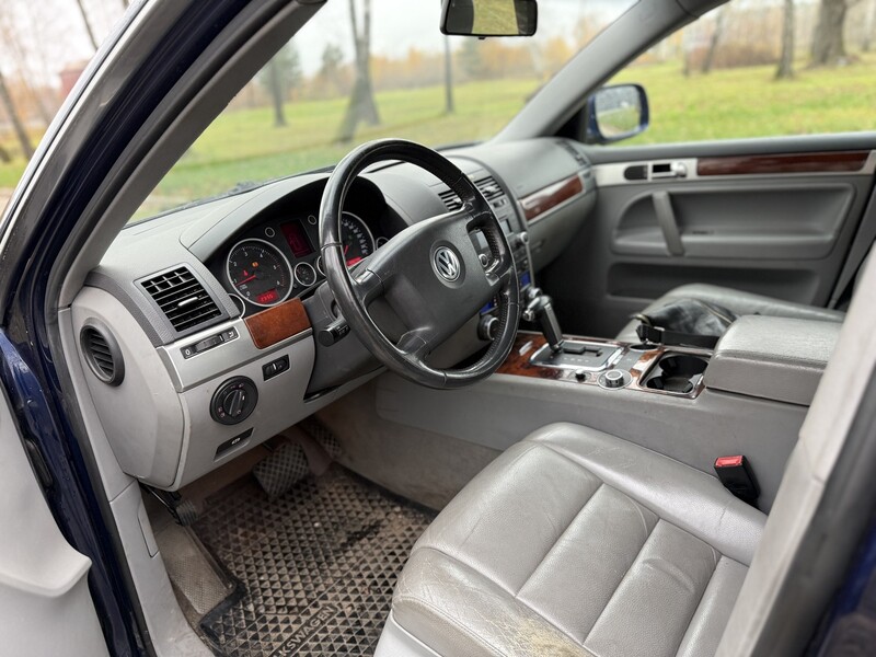 Photo 4 - Volkswagen Touareg 2006 y Off-road / Crossover