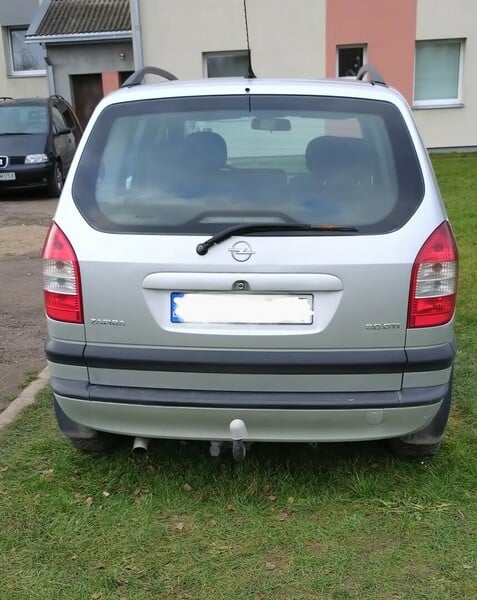 Photo 1 - Opel Zafira 2003 y Van