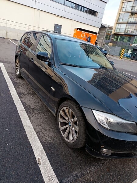 Photo 2 - Bmw 318 2009 y Wagon