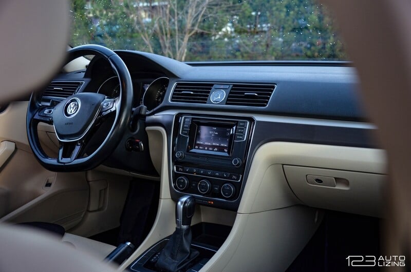 Photo 14 - Volkswagen Passat 2016 y Sedan