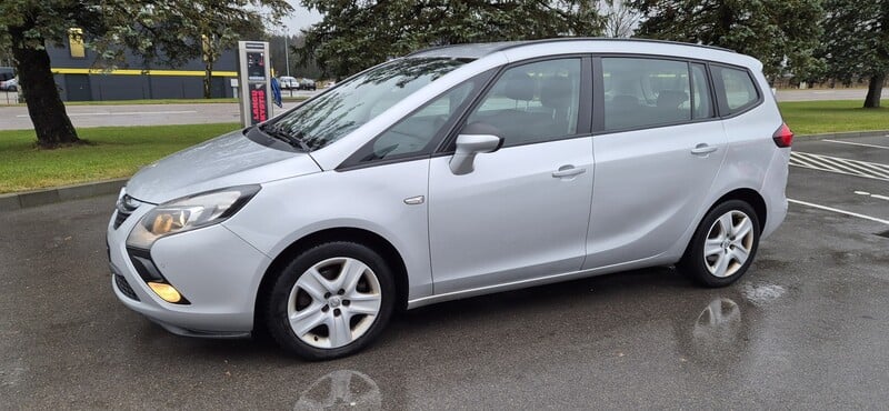 Photo 2 - Opel Zafira Tourer C 2012 y