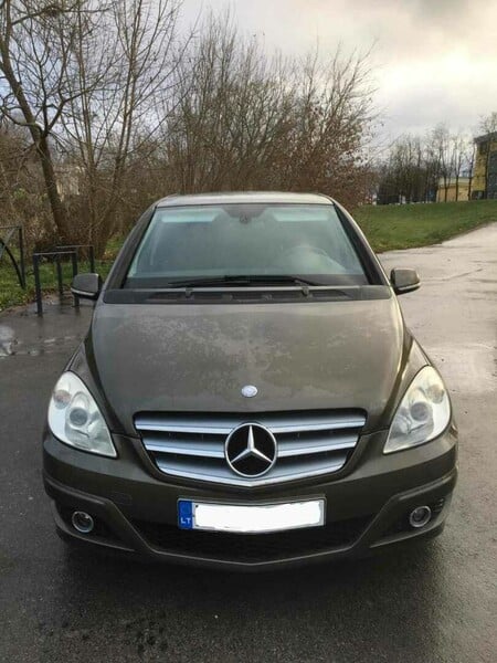 Photo 1 - Mercedes-Benz B 180 W246 2011 y