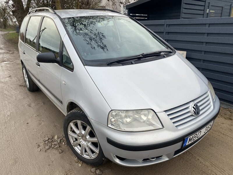 Фотография 6 - Volkswagen Sharan 2004 г Минивэн