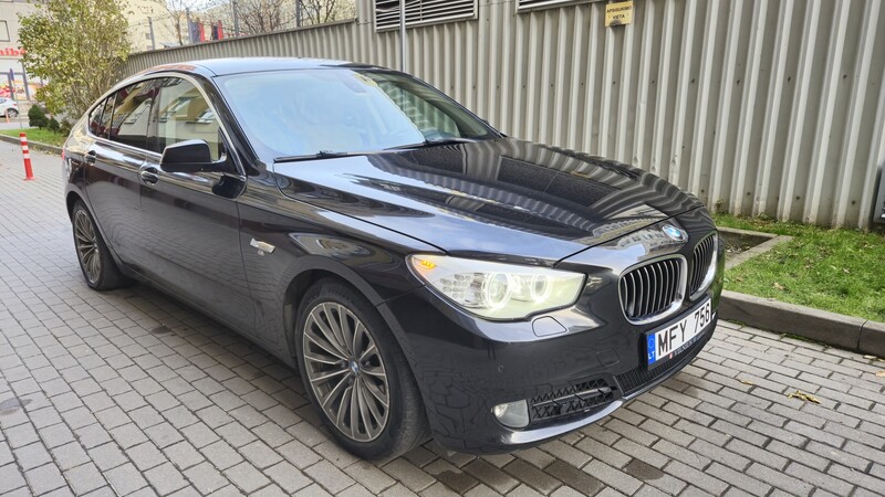 Фотография 2 - Bmw 530 Gran Turismo 2010 г Хэтчбек