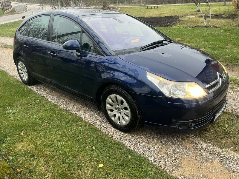 Photo 1 - Citroen C4 I 2005 y