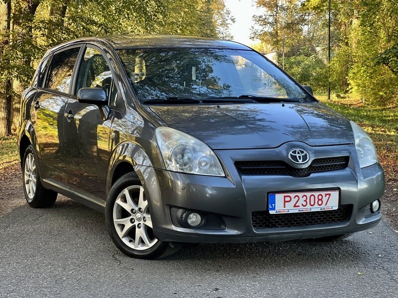 Photo 15 - Toyota Corolla Verso 2009 y Van