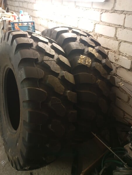 Photo 3 - Goodyear IT530 R24 440/80 universal tyres agricultural and special machinery