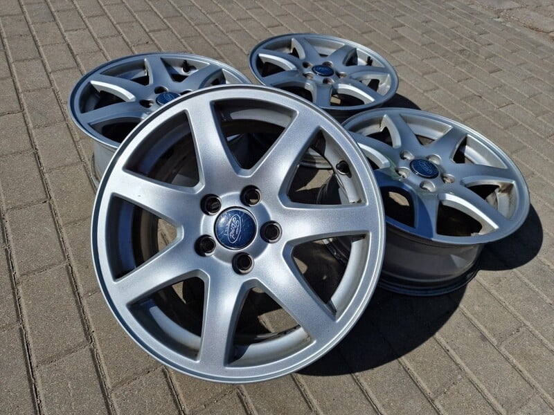 Photo 1 - Ford C-MAX, FOCUS, S-MAX Focus light alloy R16 rims