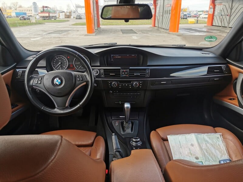 Nuotrauka 6 - Bmw 318 2011 m Universalas