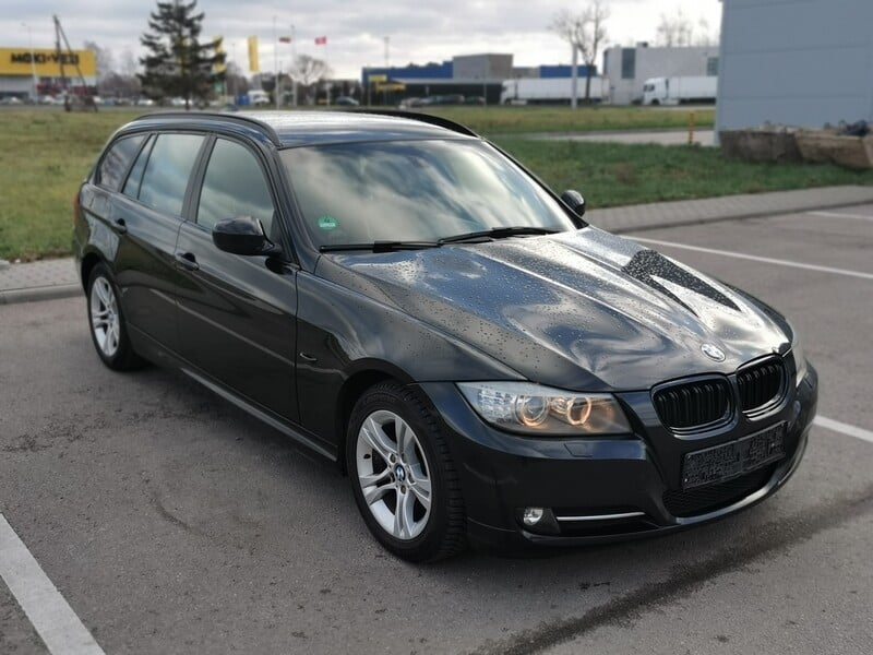 Nuotrauka 18 - Bmw 318 2011 m Universalas