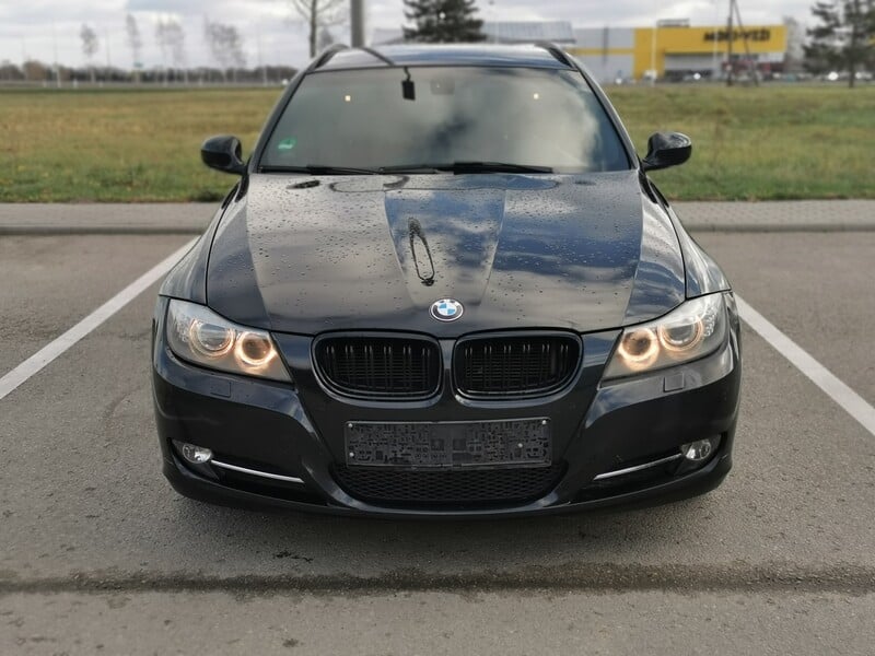 Nuotrauka 20 - Bmw 318 2011 m Universalas