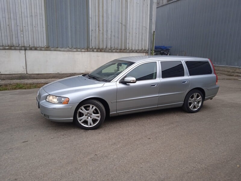 Фотография 2 - Volvo V70 II 2007 г