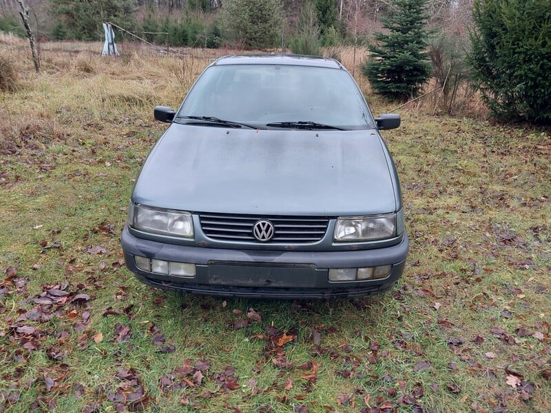 Photo 1 - Volkswagen Passat 1995 y Sedan