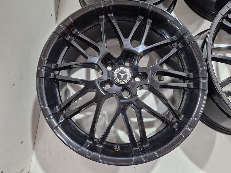 Photo 2 - Mercedes-Benz ML, GLE GLE 300 light alloy R19 rims