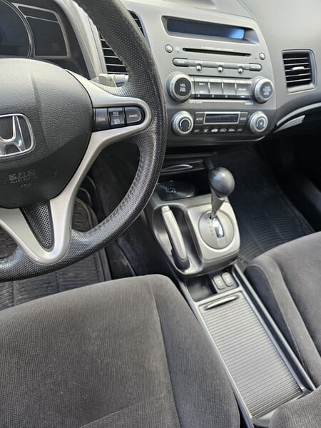 Photo 14 - Honda Civic 2008 y Sedan