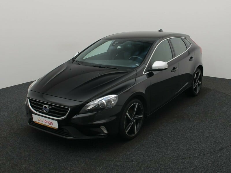 Фотография 1 - Volvo V40 2015 г Хэтчбек