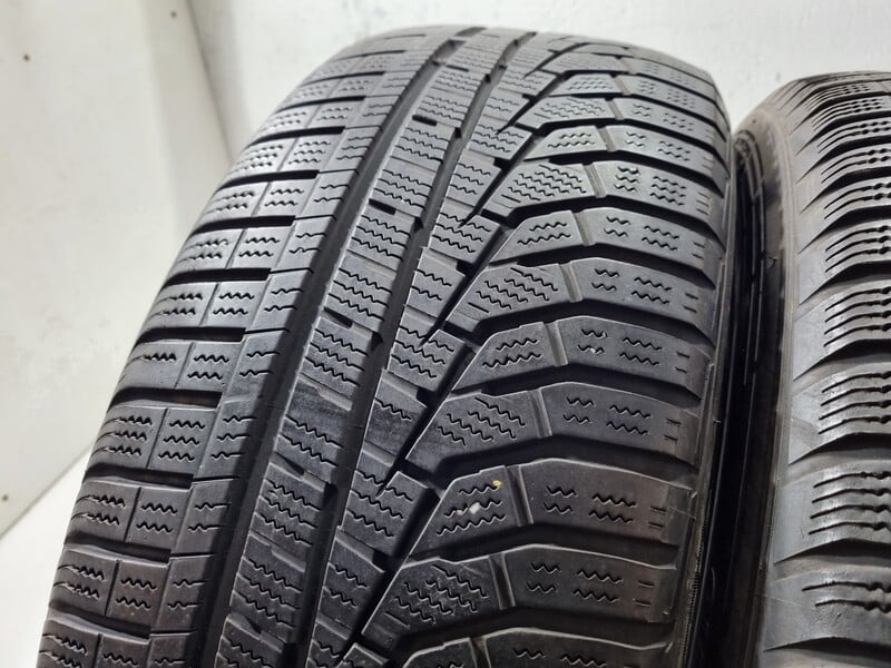 Фотография 2 - Hankook 4-5mm R18 зимние шины для автомобилей