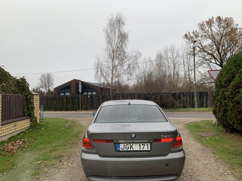 Photo 6 - Bmw 745 2003 y Sedan