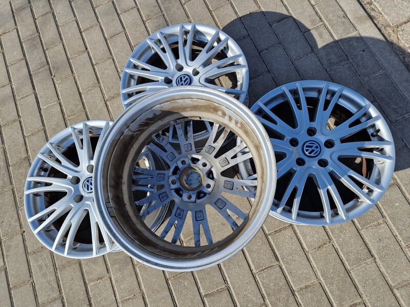 Photo 6 - Volkswagen Passat B8,T-Roc,Golf Passat light alloy R17 rims