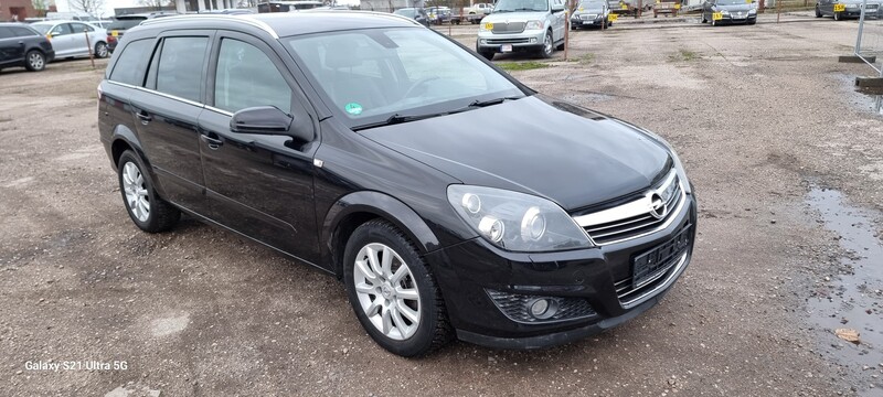 Photo 1 - Opel Astra 2009 y Wagon