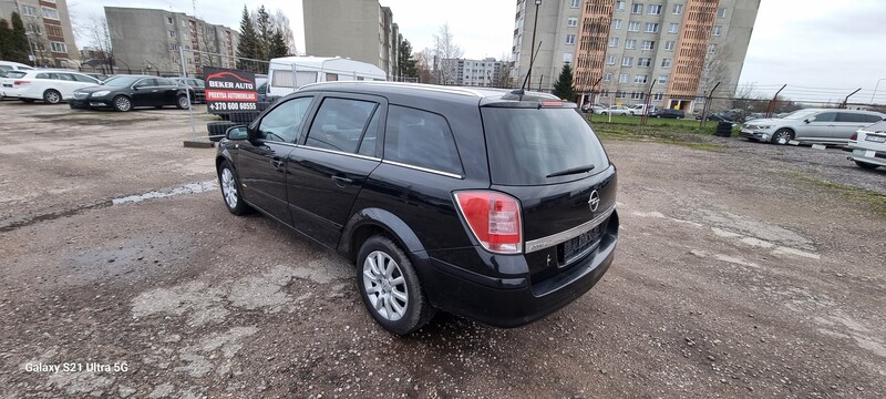 Photo 4 - Opel Astra 2009 y Wagon