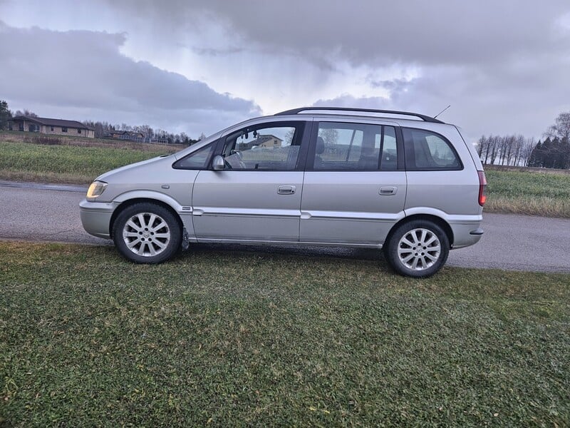 Photo 7 - Opel Zafira 2004 y Van