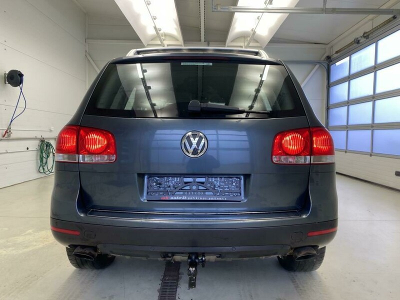 Photo 6 - Volkswagen Touareg 2004 y Other