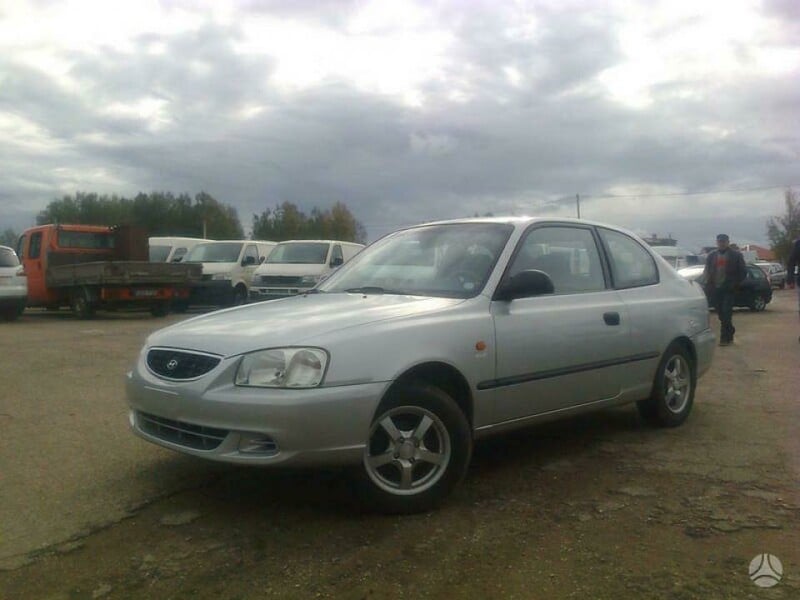 Photo 1 - Hyundai Accent 2002 y Hatchback